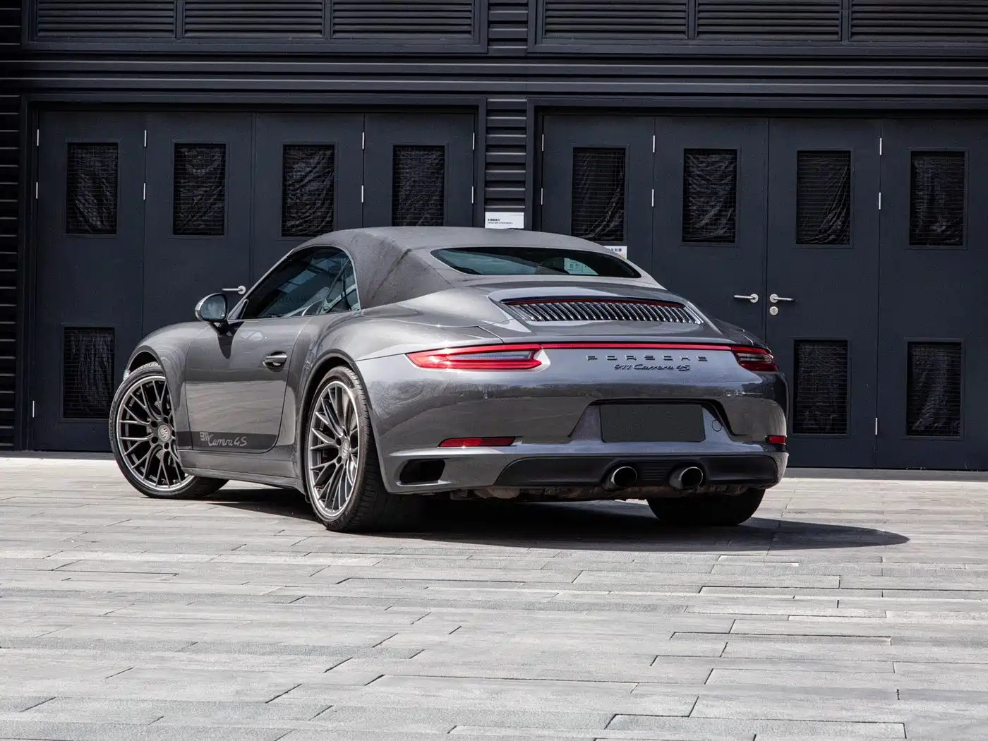 Porsche 911 2016 Carrera 4S Cabriolet 3.0T фото 8