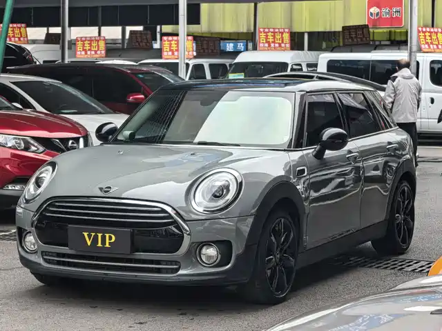 MINI CLUBMAN