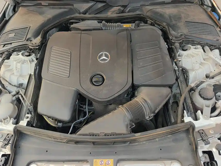 Фото 9 - Mercedes-Benz C-Class