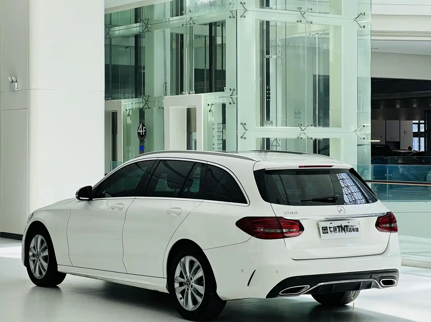 Mercedes-Benz C-Class (Import) 2019 C 180 Estate фото 5