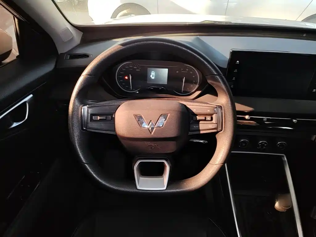 Wuling Motors Wuling Xingchi 2024 2022 1.5L Manual Freedom Edition