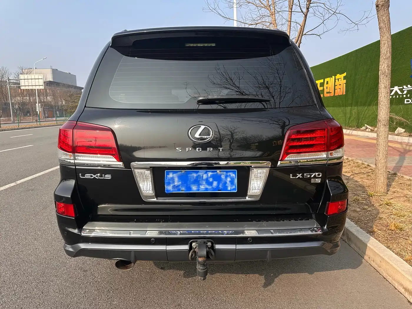 Lexus LX фото 6