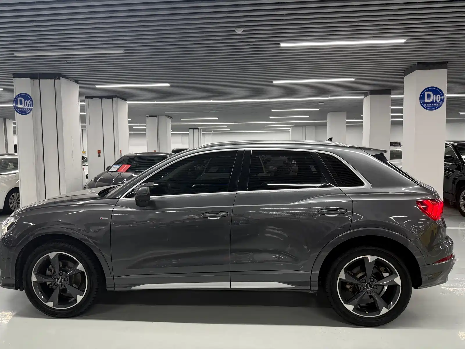 Photo 13 - Audi Q3