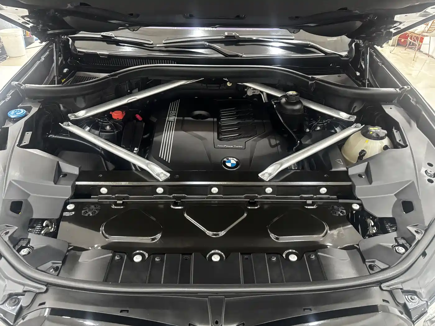 BMW X5 (Import) 2020 xDrive40i M Sport Package фото 29