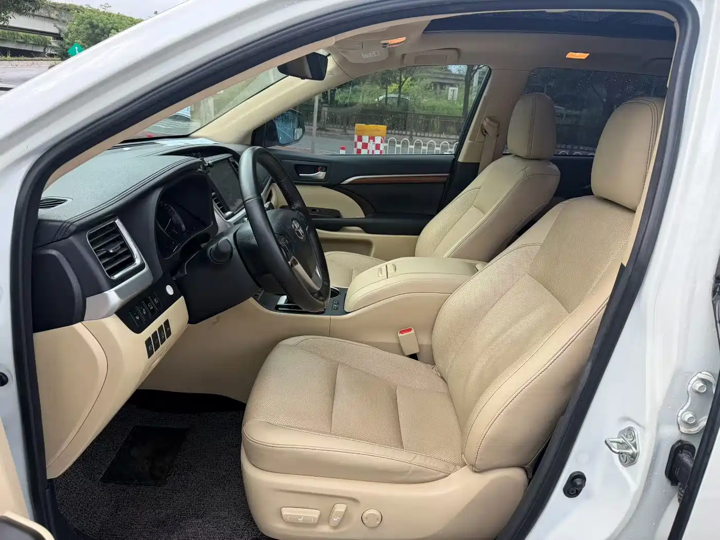 Toyota Highlander 2018 2.0T 4WD Ultimate 7-seater (China V) фото 6