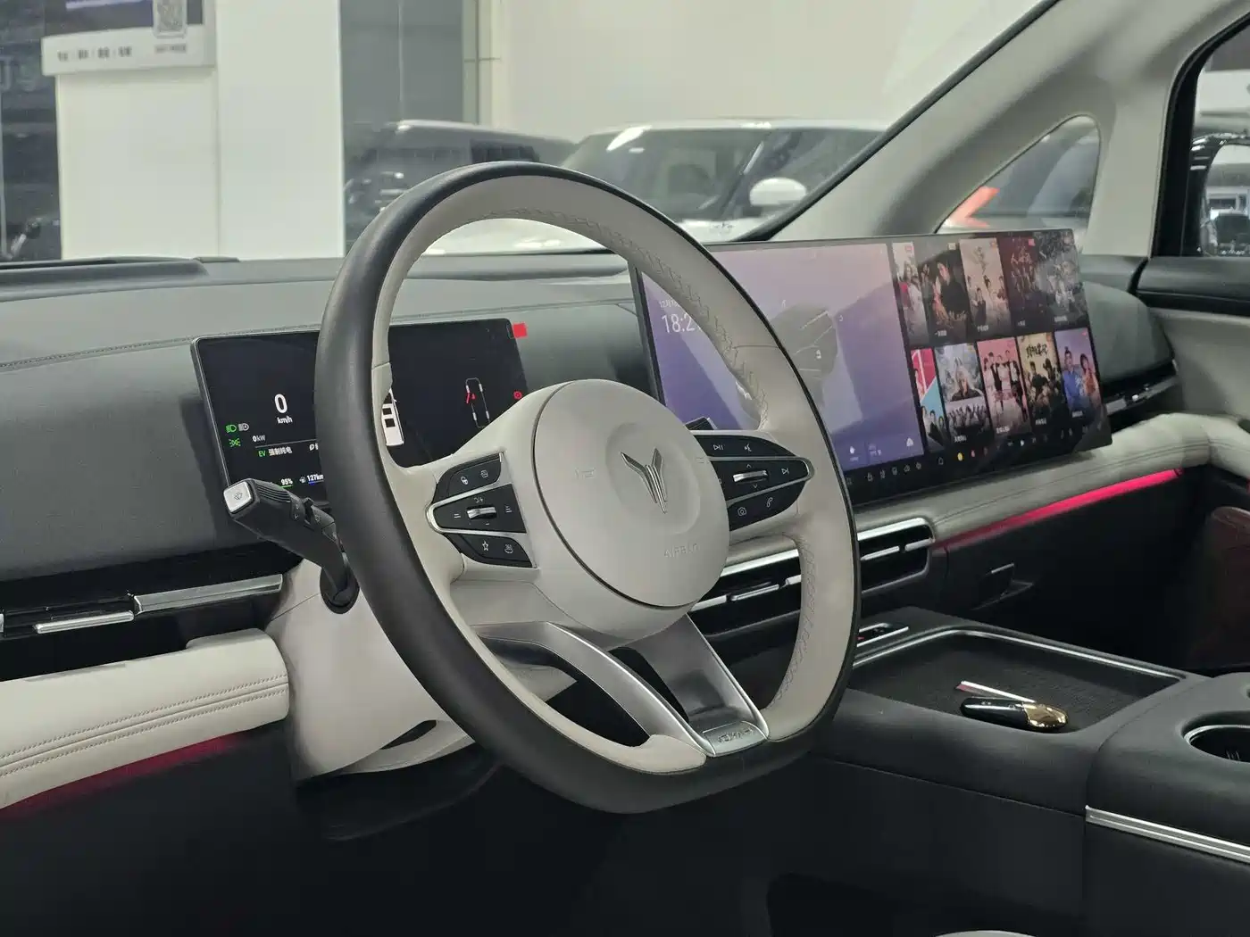 Voyah Auto Voyah Dreamer 2025 PHEV AWD Flagship Kunpeng Edition фото 8
