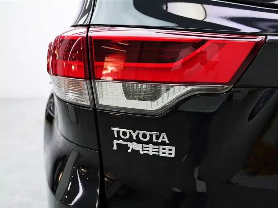 Toyota Highlander 2018 2.0T 2WD Luxury 7-seater (China V) фото 17