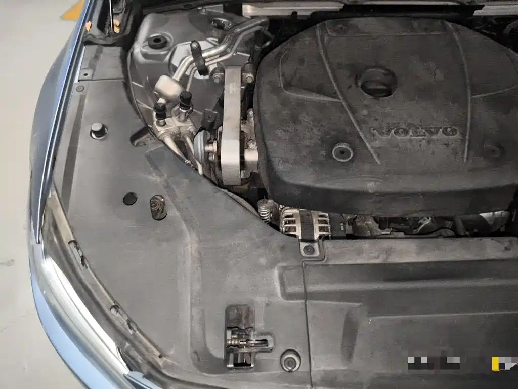 Photo 21 - Volvo S90