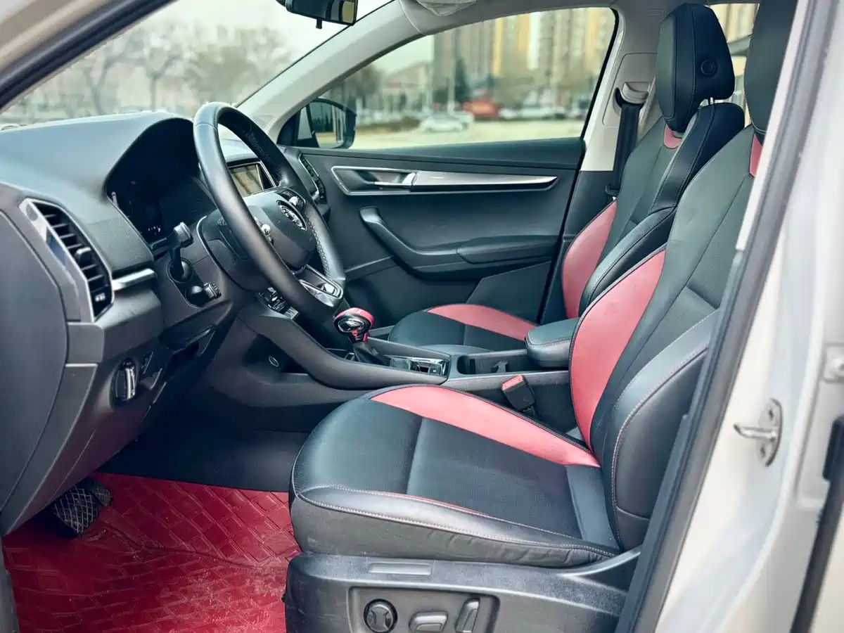 Škoda Karoq 2022 TSI280 Luxury Edition фото 10