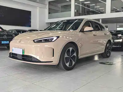 AITO M5