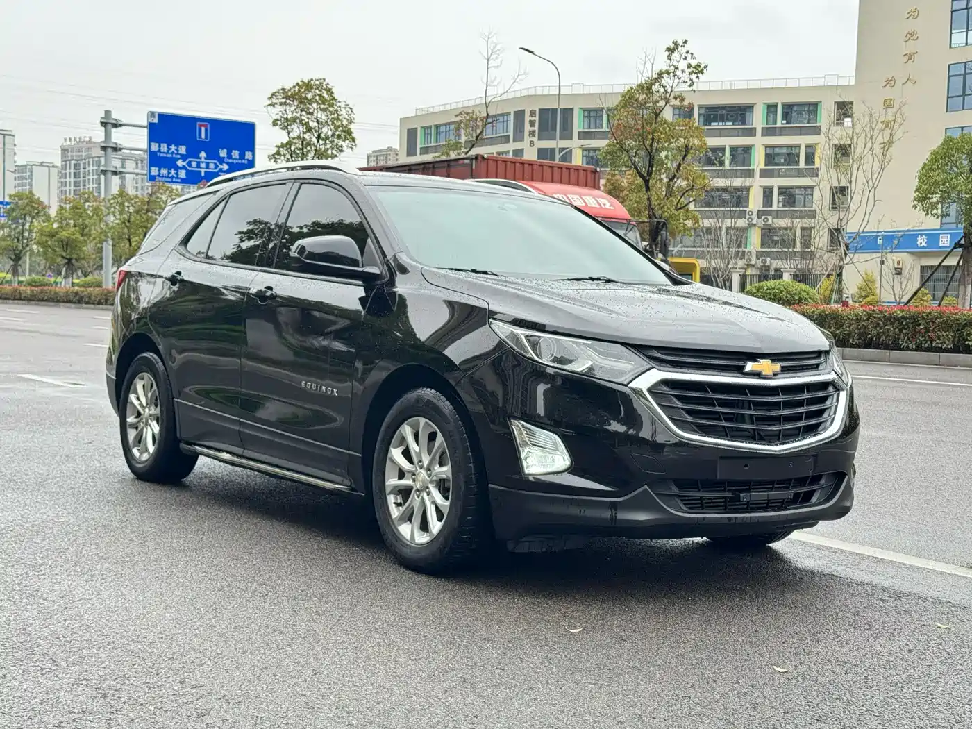 Chevrolet Equinox 2018 535T Automatic Control Edition фото 3