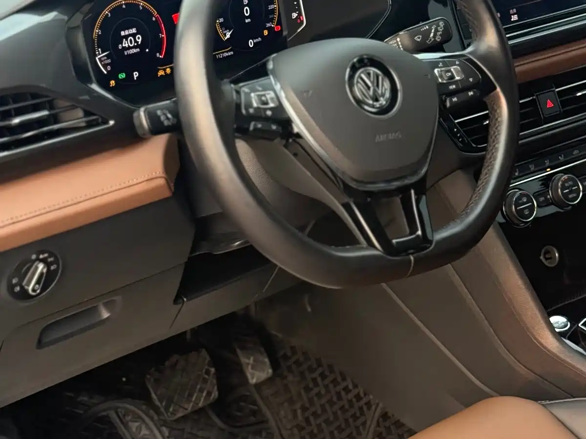Volkswagen Tharu 2019 2019 Model 330TSI 4WD Flagship Edition China VI
