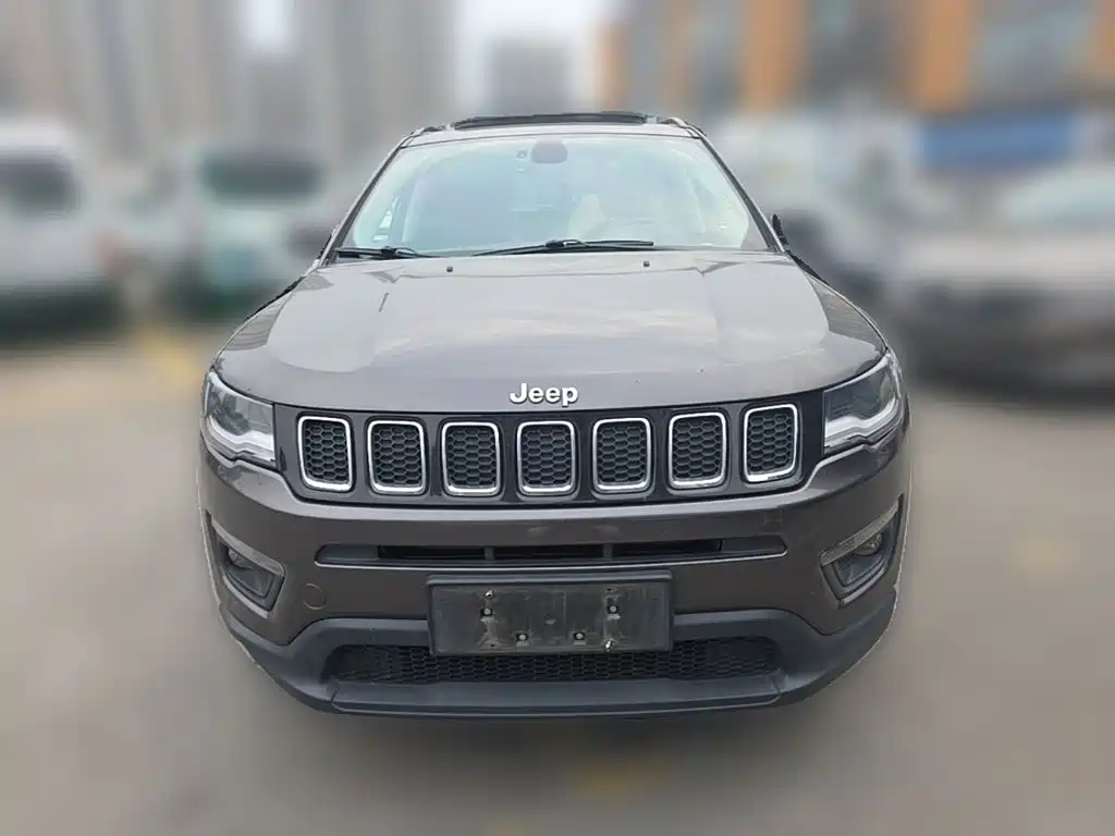 صورة 5 - Jeep Compass