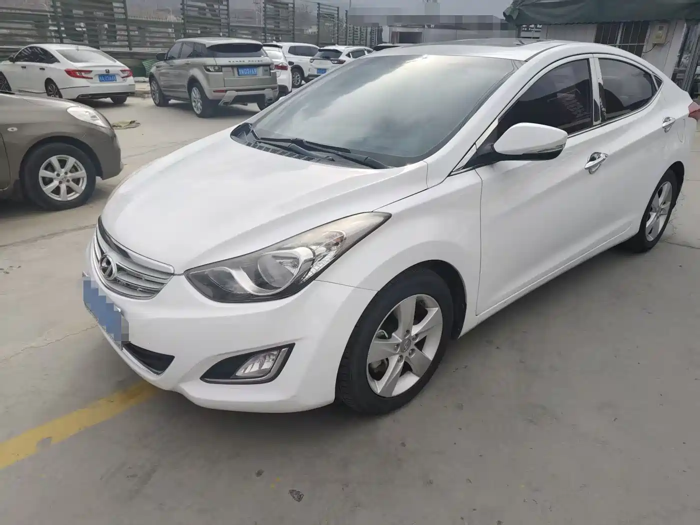 Hyundai Langdong 2013 1.6L Automatic Leading