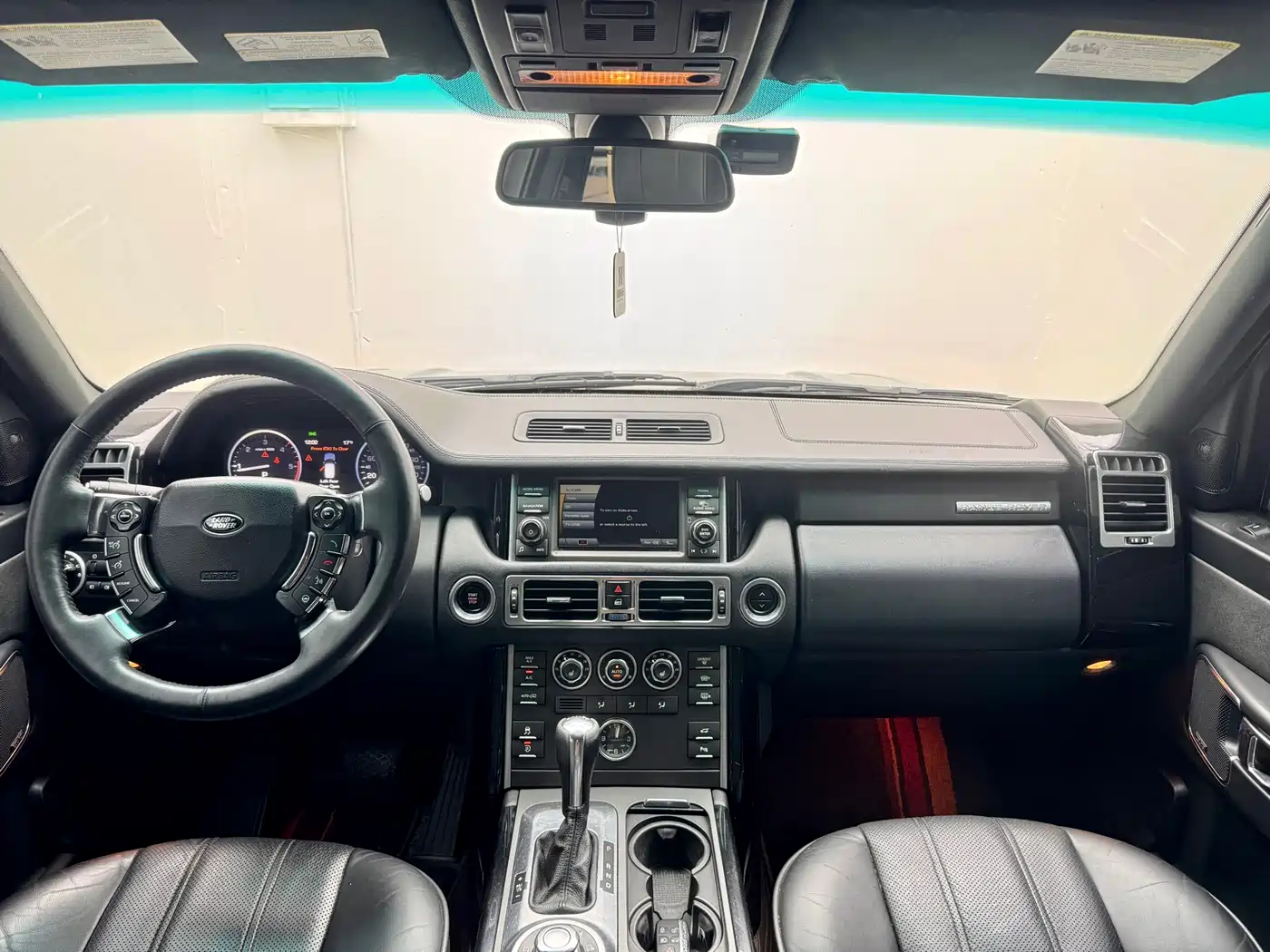 Land Rover Range Rover 2010 3.6 TDV8 HSE фото 15