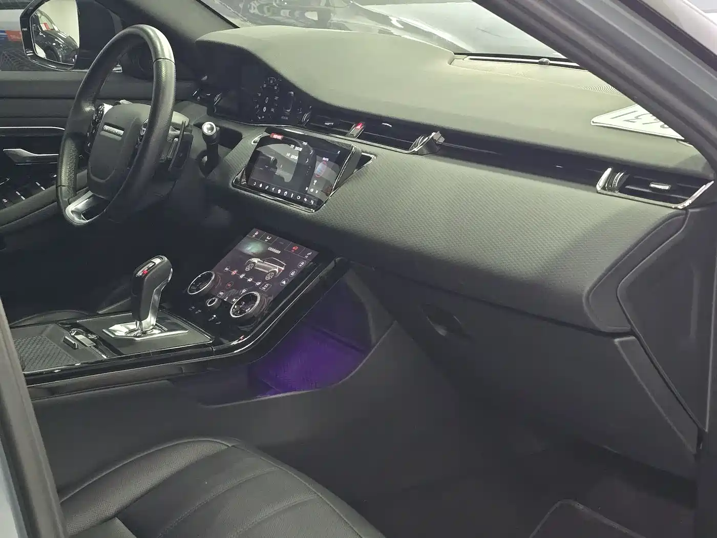Land Rover Range Rover Evoque 2020 249PS R-DYNAMIC S Sport Edition фото 5