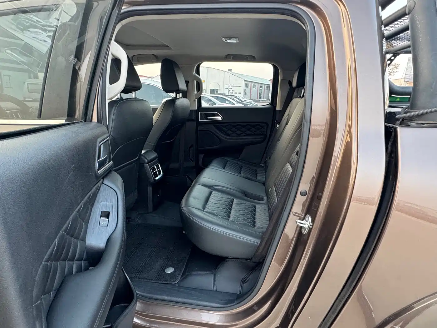 Great Wall Pao 2020 2019 2.0T Automatic Gasoline 4WD Comfort GW4C20B