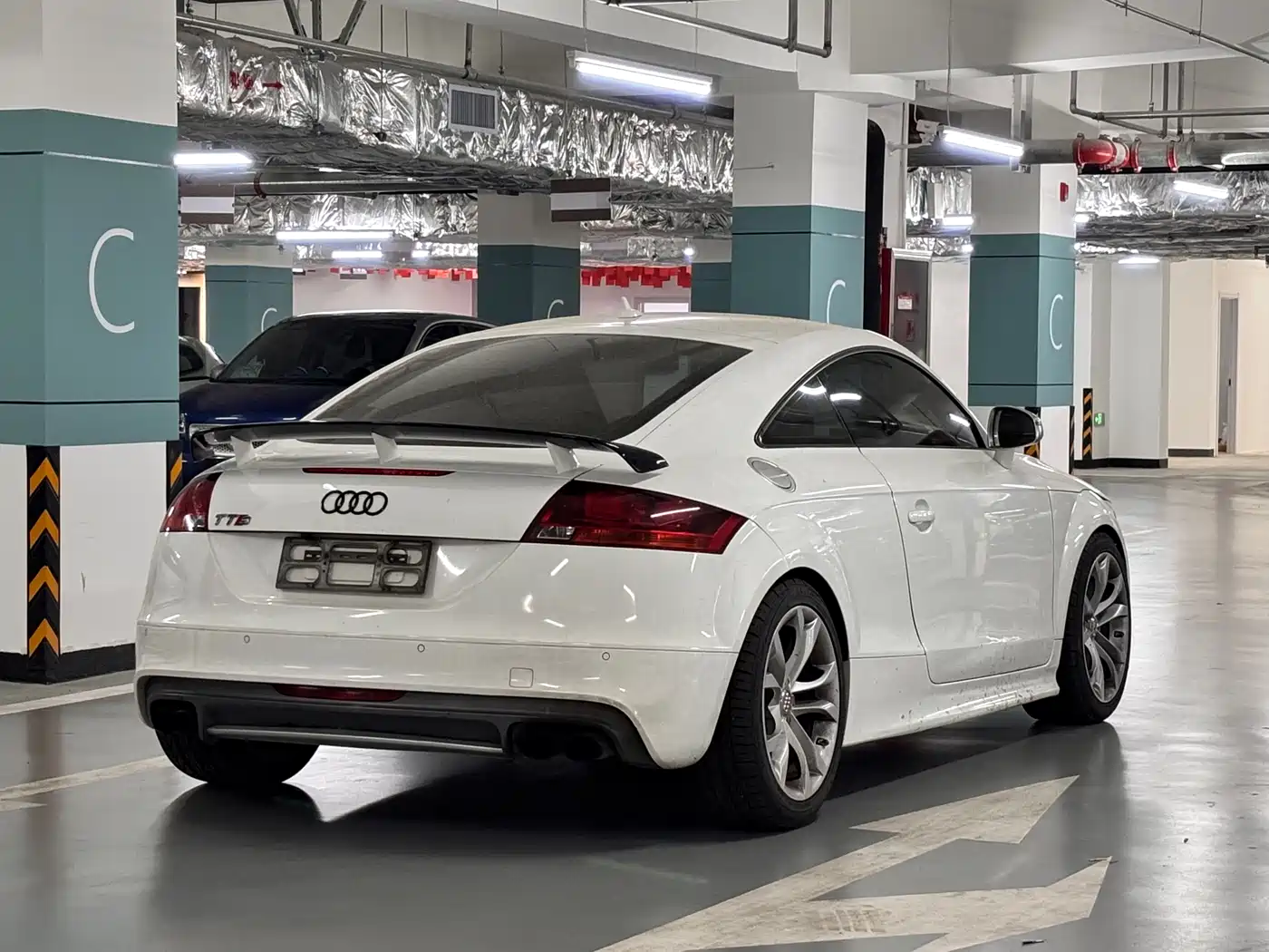 Audi TTS 2011 Model TTS Coupe 2.0TFSI quattro фото 6