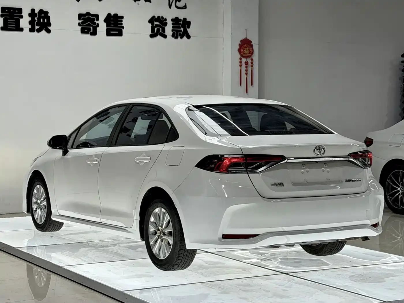 Toyota Corolla 2021 TNGA 1.5L CVT Elite Edition фото 5
