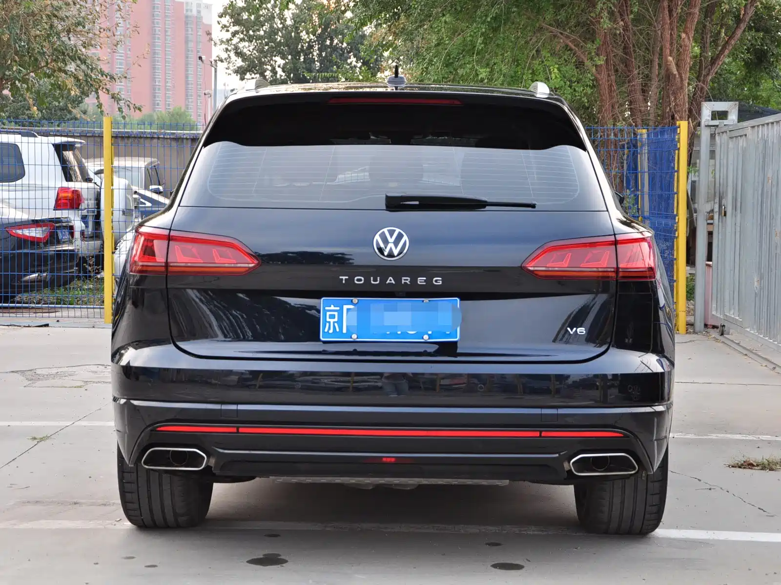 Фото 4 - Volkswagen Touareg