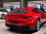Фото 19 - Ferrari FF