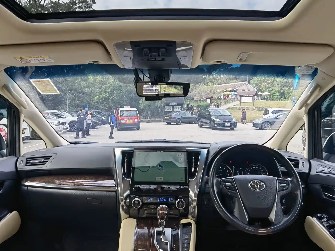 Toyota Alphard 2018 Facelift 3.5L Premium Edition фото 5