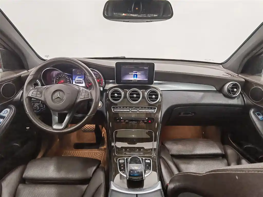 Mercedes-Benz GLC 2019 GLC 260 L 4MATIC Dynamic фото 5