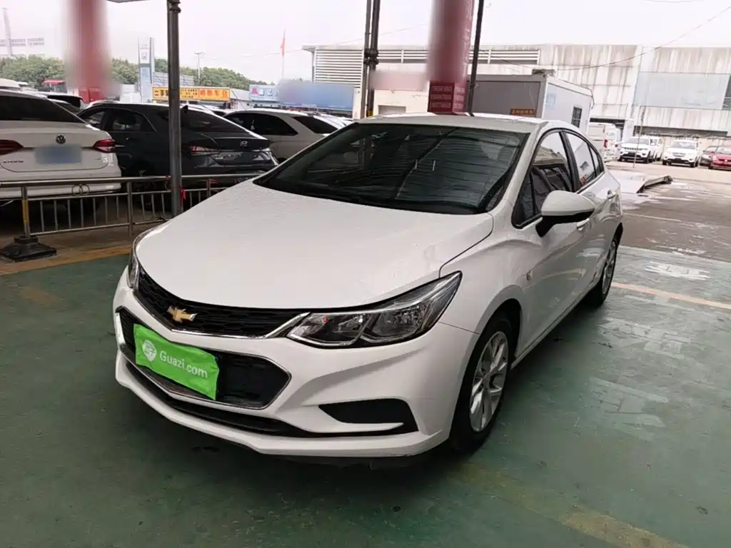 Chevrolet Cruze 2018 2018 Hatchback 320 Automatic Pioneer Sunroof Edition