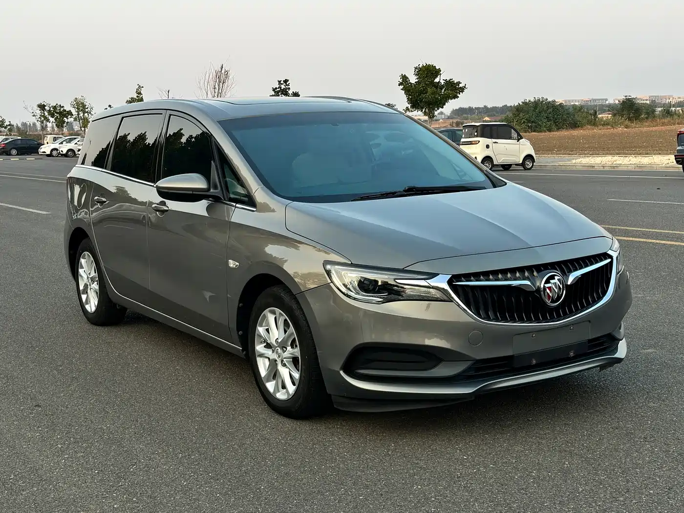 Buick GL6 2018 2018 18T 6-Seater Elite
