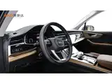 Photo 6 - Audi Q7