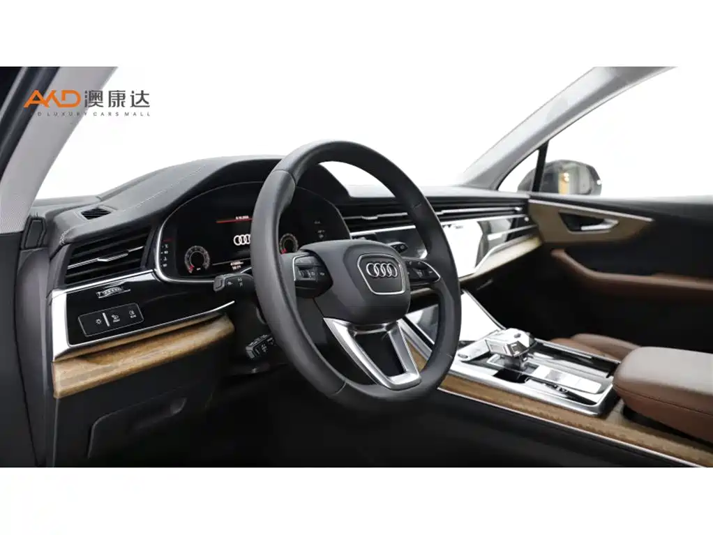 Photo 6 - Audi Q7