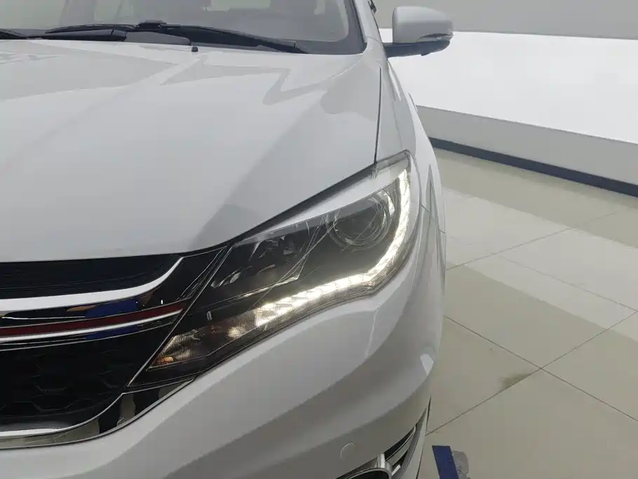 BYD S7 2017 2017 2.0T Auto Luxury