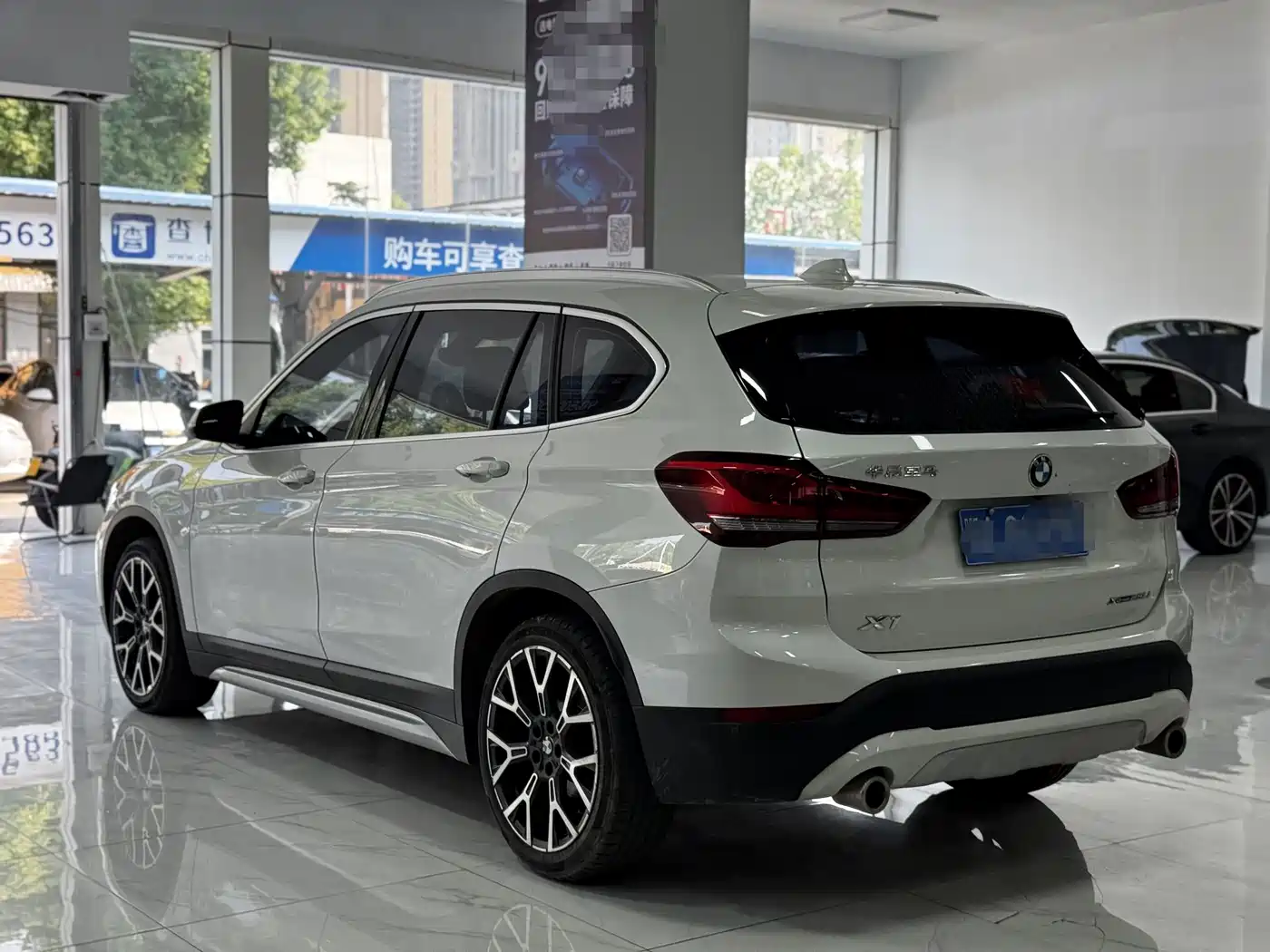 BMW X1 2022 xDrive25Li Premium фото 13