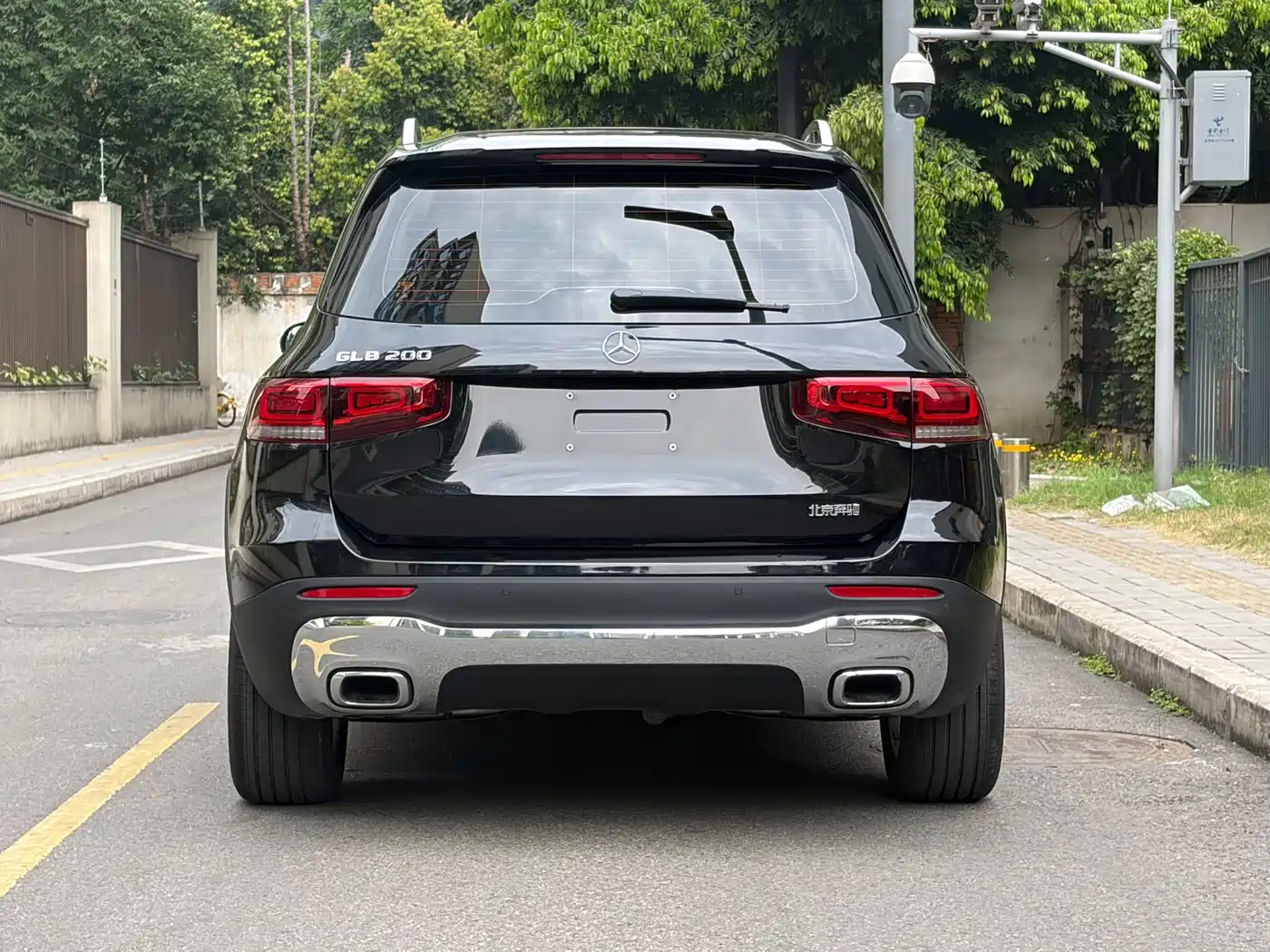 MERCEDES-BENZ GLB