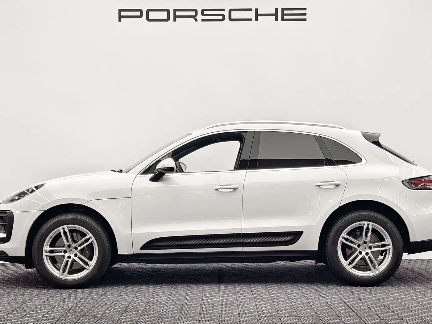 Porsche Macan 2024 Macan 2.0T фото 4