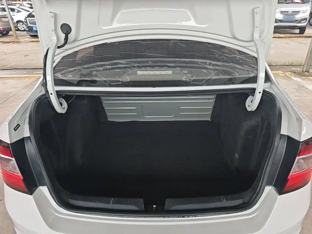 Photo 19 - Škoda Rapid