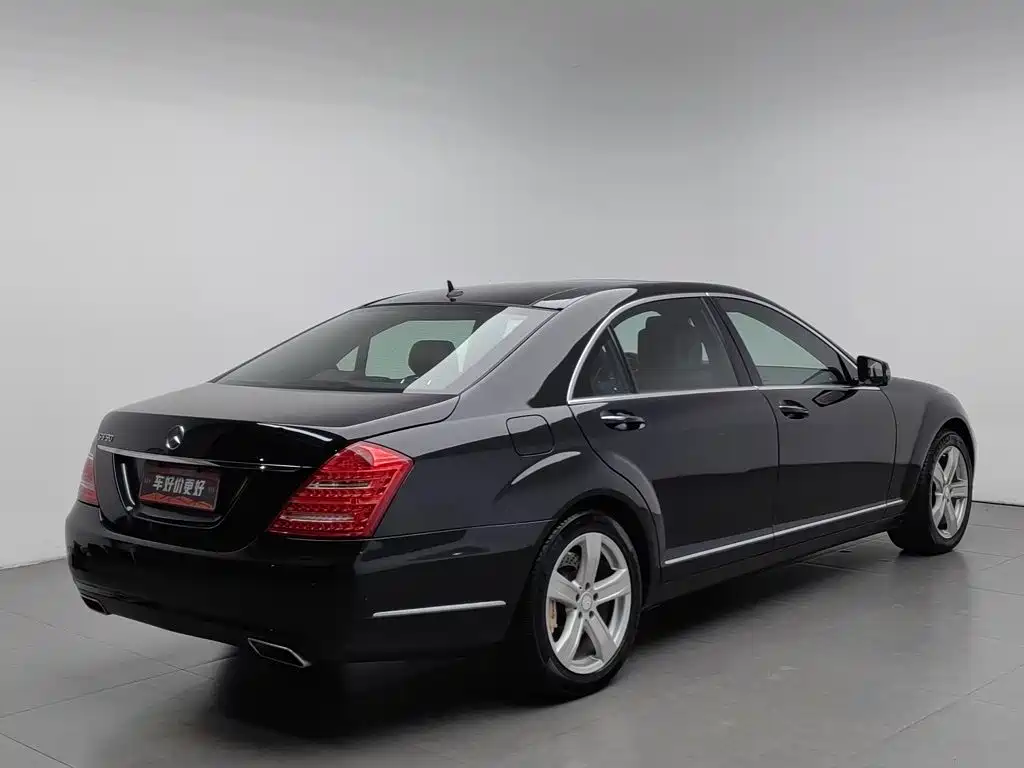 Фото 2 - Mercedes-Benz S-Class