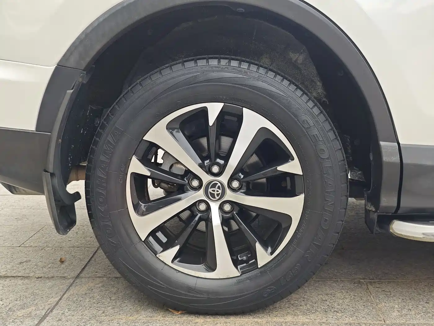 Toyota RAV4 Rongfang 2016 2.0L CVT 2WD Trend (China V) фото 11