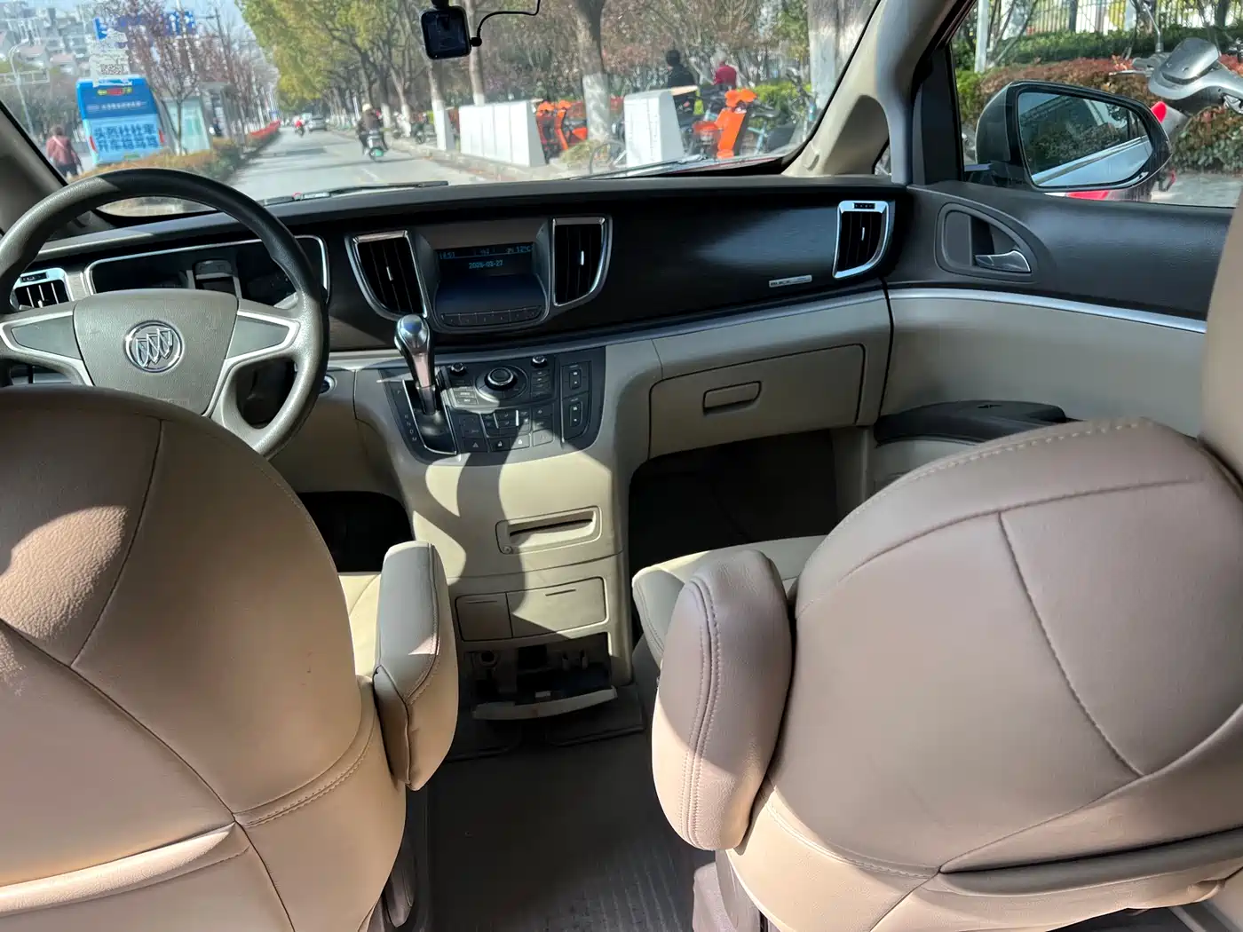 Buick GL8 2013 2.4L CT Luxury Business Comfort Edition фото 13