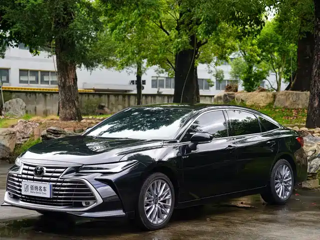 Toyota Avalon 2025
