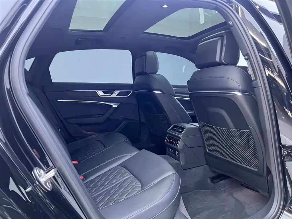 Audi A6L 2025 45 TFSI quattro Premium Sport фото 20