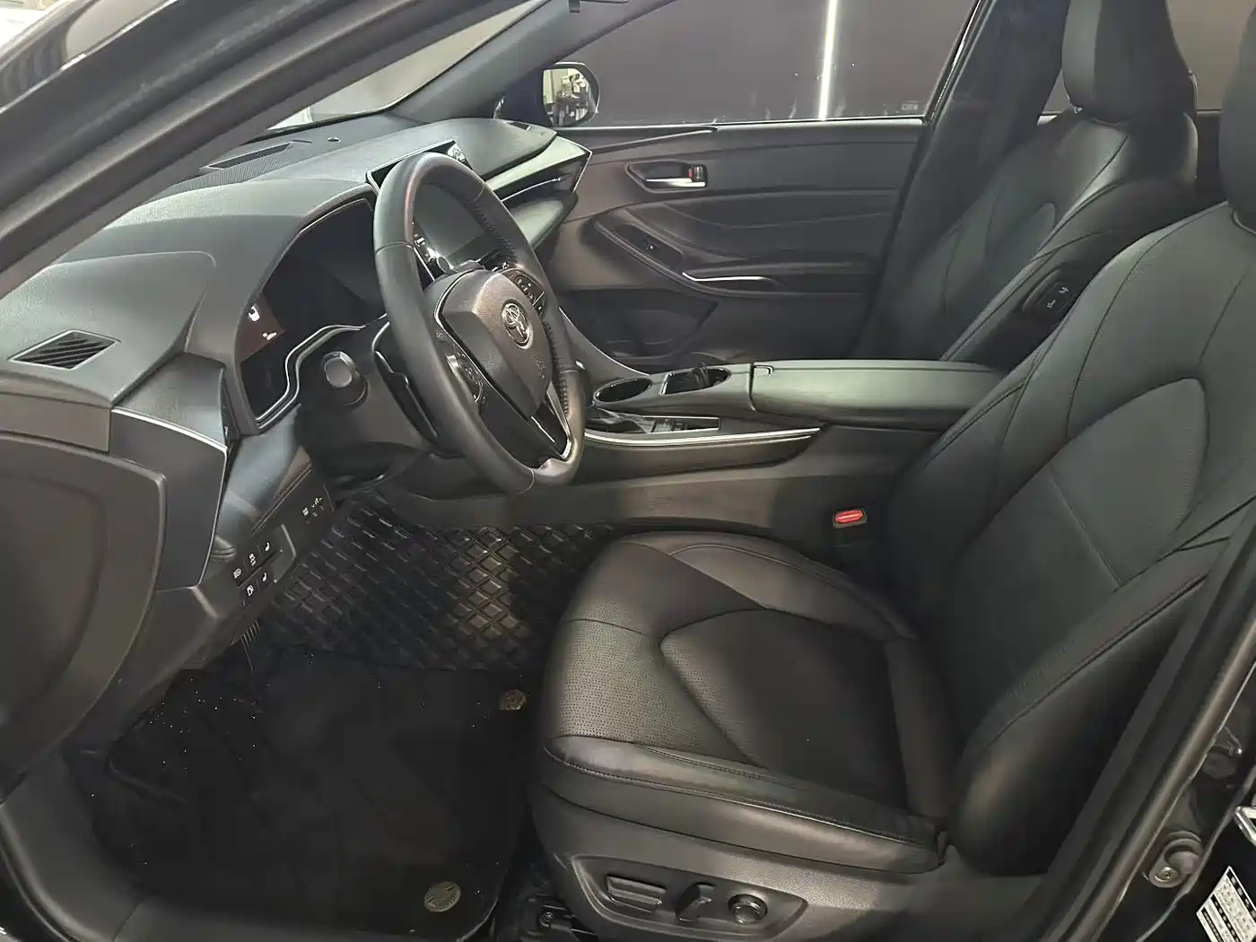 Toyota Avalon 2021 2.5L Luxury Edition фото 4