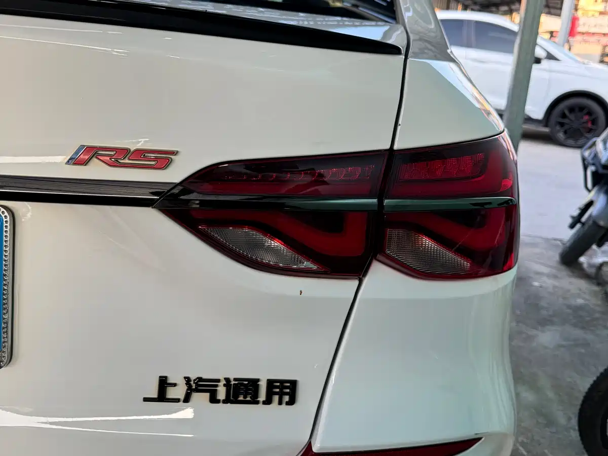 Chevrolet Monza 2020 Mild Hybrid RS 330T Automatic Smooth Edition фото 11