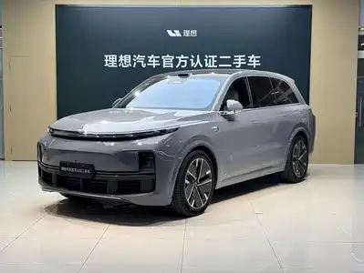 Li Auto L8