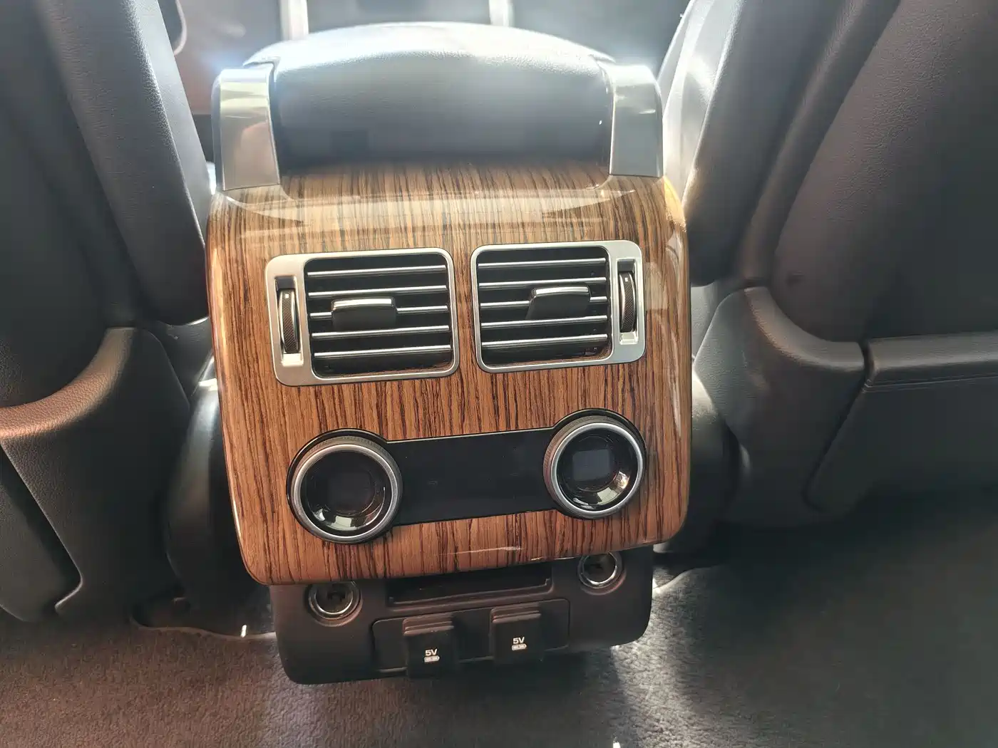 Land Rover Range Rover 2019 3.0 SC V6 Golden Age Edition фото 12