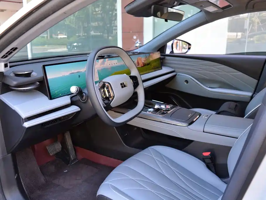 Geely Galaxy Galaxy E8 2025 2025 575km Exploration Smart Drive Edition