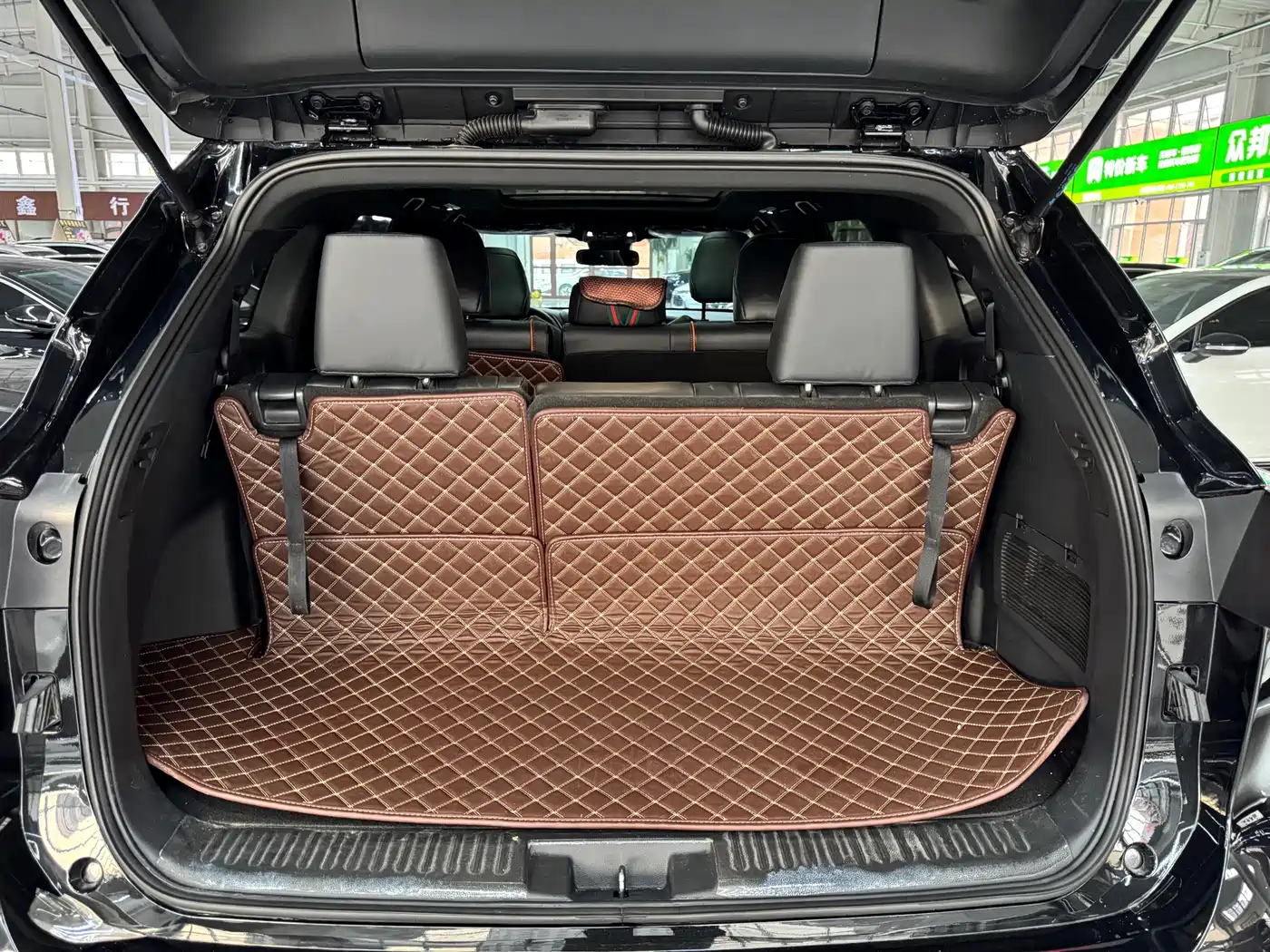 Toyota Crown Kluger 2024 2.5L HEV 4WD Luxury Edition фото 21