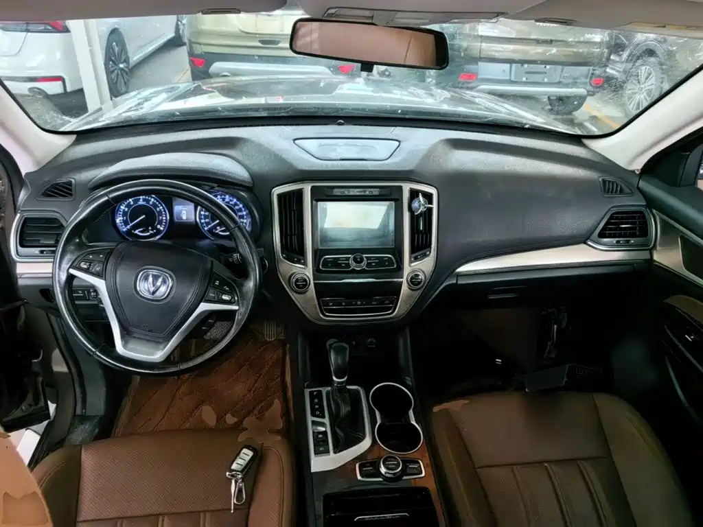 Changan CS95 2017 2017 2.0T FWD Zhiyuan Edition