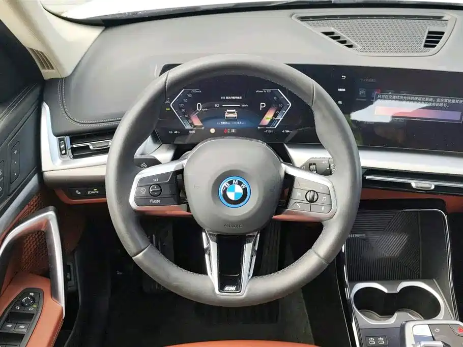 BMW iX1 2026 2026 eDrive25L M Sport Package