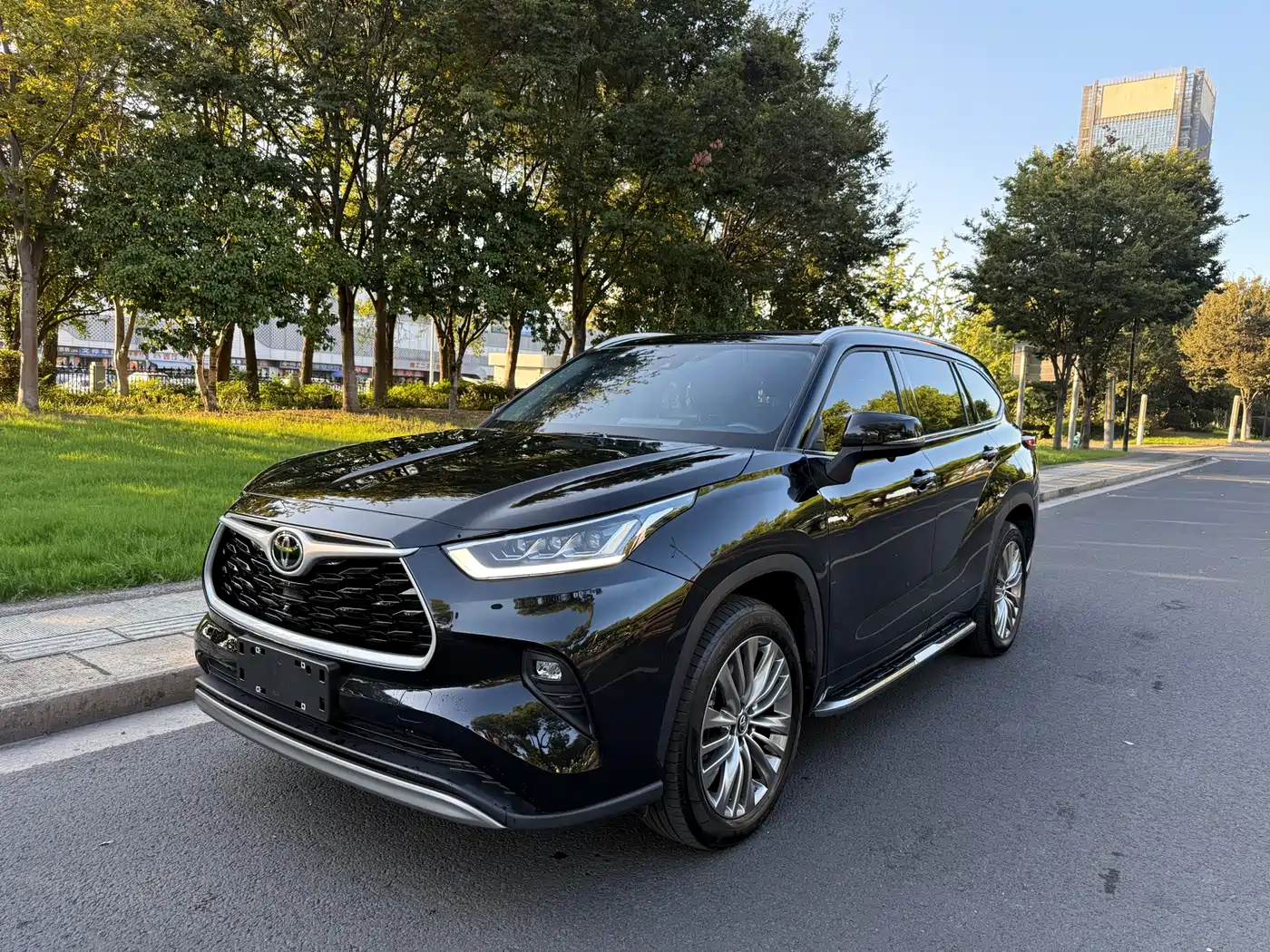 Toyota Highlander 2022 380T 4WD Luxury 7-Seater